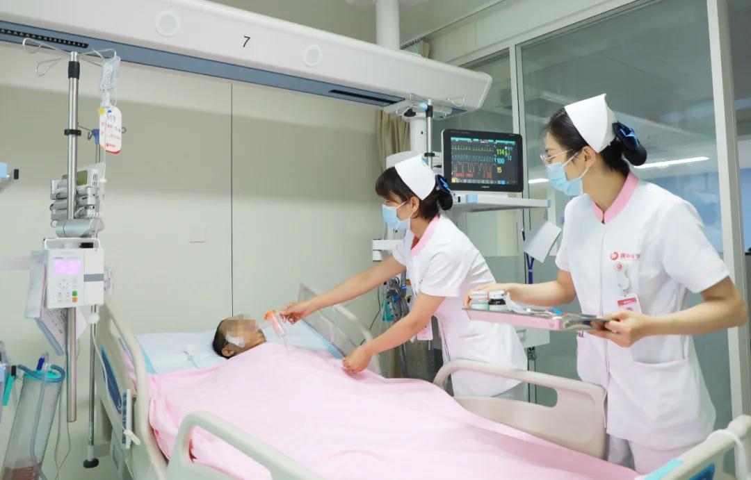 離死亡最近，離希望也更近——記西安國際醫(yī)學(xué)中心醫(yī)院胸外科ICU