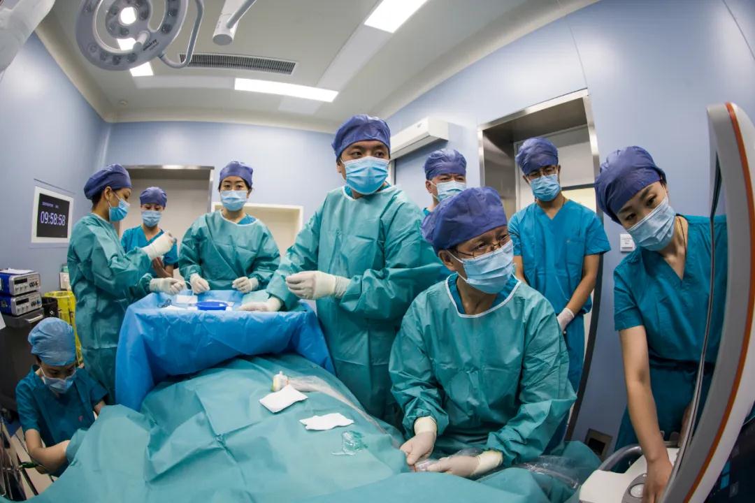 健康時(shí)報(bào)—針尖上的黑科技來(lái)了！以針代刀“燒烤”惡性腫瘤組織