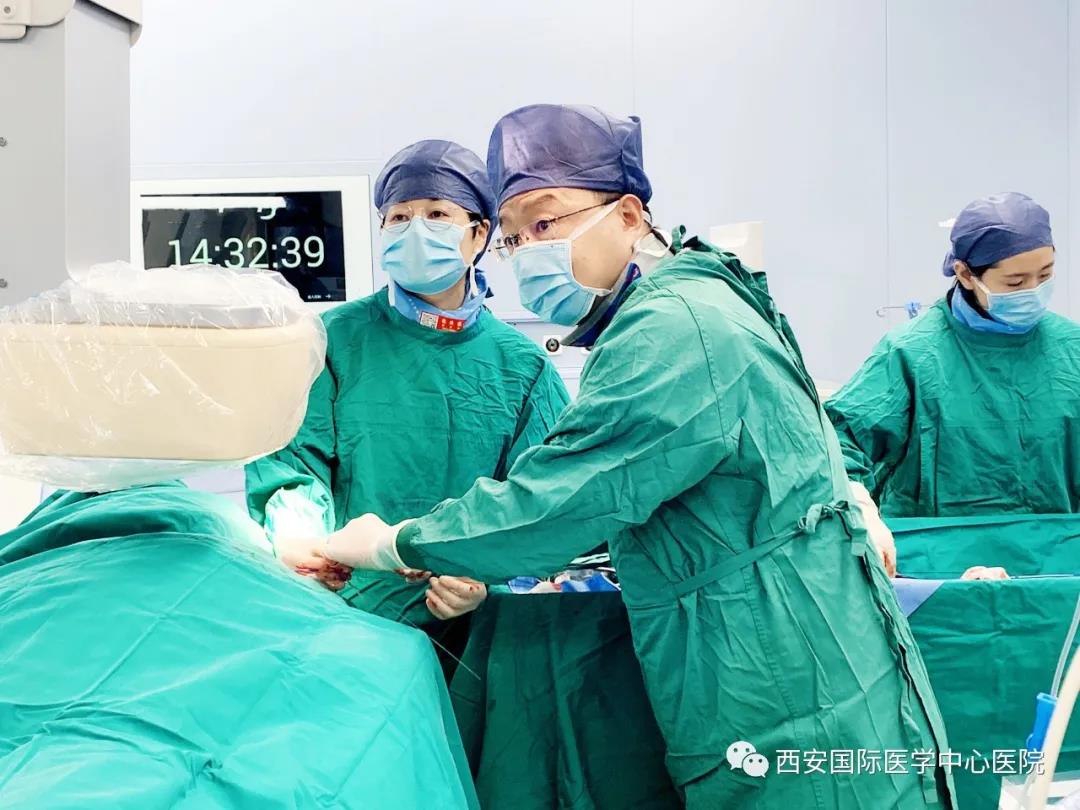 心內(nèi)心外聯(lián)手，為年輕生命保駕續(xù)航