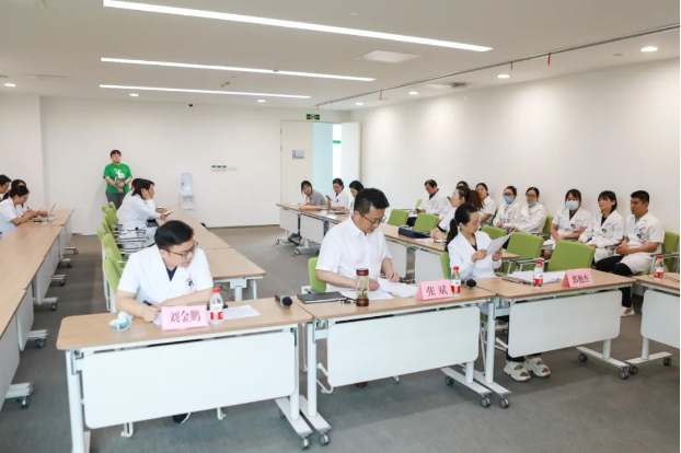 助推學(xué)科高質(zhì)量發(fā)展！我院舉行2021年院級(jí)課題中期答辯會(huì)