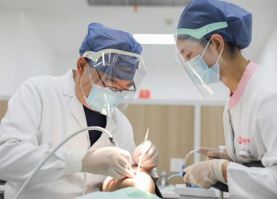 全國愛牙日：全生命周期守護(hù)，讓健康從“齒”開始