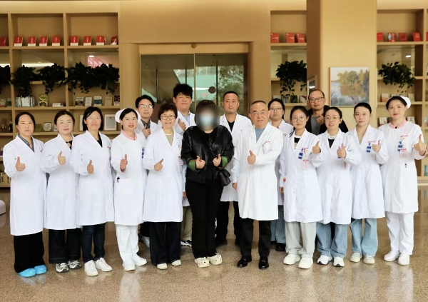 西北首例！這束“質(zhì)子之光”，為她點亮希望